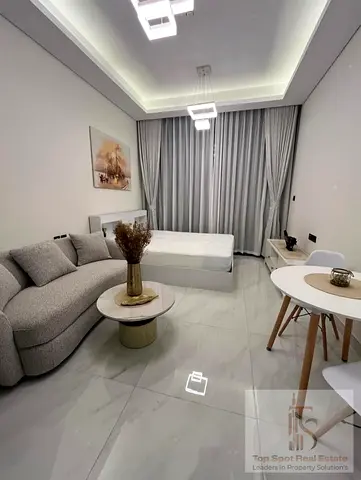 Modern Studio Living | Pool View | Ready to Move