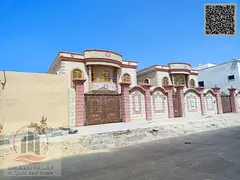 Villa for sale in Ajman, Al Rawda area. 6 master bedrooms, majlis, living room, and maid's room. Fre