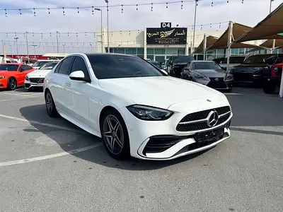 Mercedes C200 2023 GCC No Accident Original Paint Gargash Service Warranty PFF under warranty