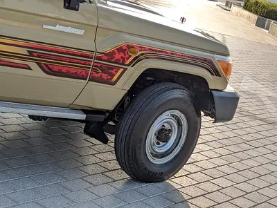 صورة 17 لـ 2014 Toyota LAND CRUISER 70 SERIES