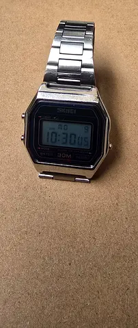 Title: SKMEI 1123 Vintage Digital Watch - Stainless Steel Silver