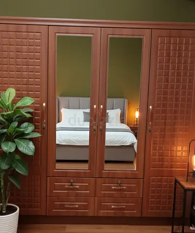 Brand new 4door cabinet cupboard available