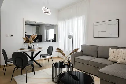 Furnished 1BR | Newly renovated | Bright high-floor unit