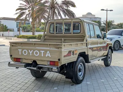 صورة 11 لـ 2014 Toyota LAND CRUISER 70 SERIES