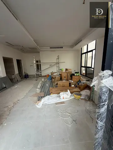 For Sale in Sharjah Rawdat Al Qurt Area Brand New Villa, First Occupancy Construction Underway Super Lux Finishing The villa boasts a prime locat
