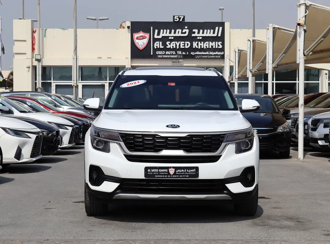 Kia Seltos 2021 — photo 1 of 20