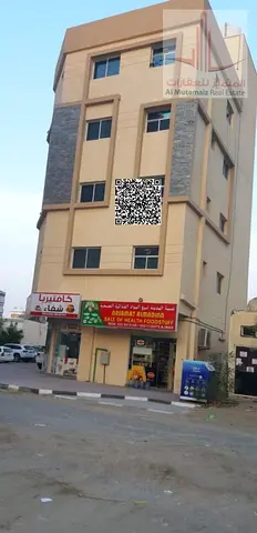 استوديو مميز للإيجار السنوي في البستان عجمان موقع حيوي قريب من جميع الخدمات والمرافق بسعر رائع 15000 درهم سنوياً مع إمكانية الدفع على أربع دفعات