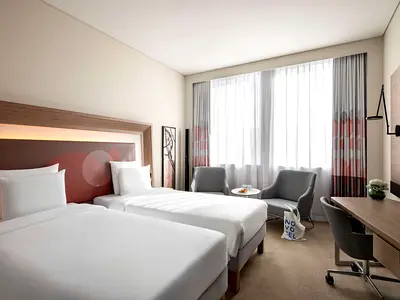 Summer Offer Spacious Hotel Room WithOut Kitchen Free Bills/Free laundry