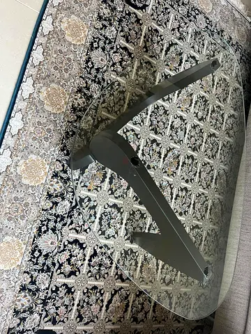 Stylish Glass Coffee Table - Noguchi