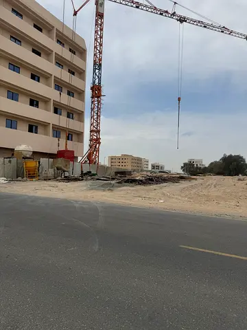 للبيع قطعتين ارض متلاصقتين بإماره الشارقة بمنطقة مويلح تجاريه