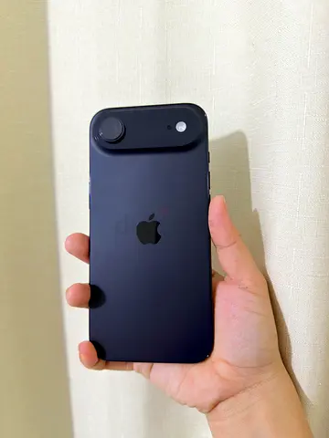 Apple iPhone 17 Air 256gb - Excellent Condition