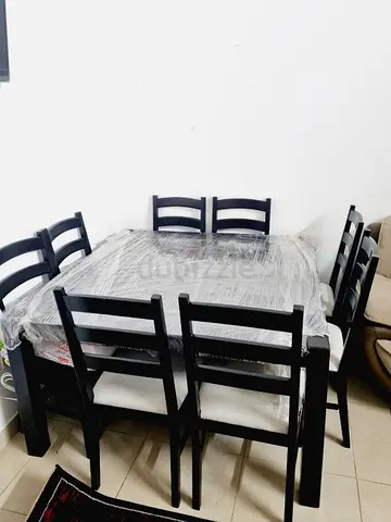 Dining Table with Six Chairs - Modern Black Design