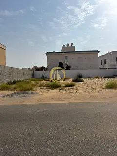 Investment opportunity (174): Residential land for sale in Sharjah, Al Hooshi area. Land area: 10,00
