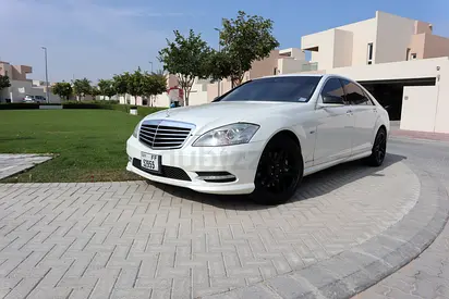 Mercedes-Benz S550 AMG | VERY LOW KM | No Accident