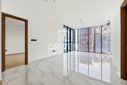 Pool view | 2 Balconies | Ready to Move in