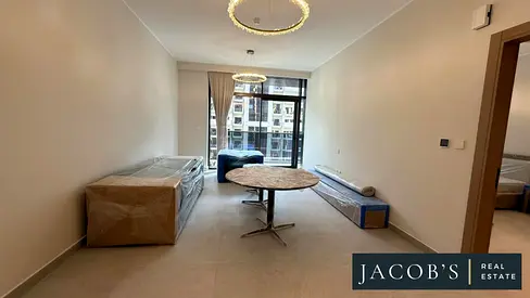 Mid floor | Furnsihed | Spacious