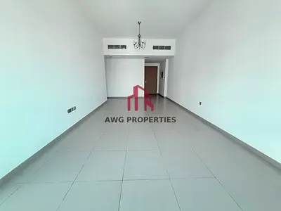 Near Mall of Emirates | Spacious Layout | Near Near to Groceries
