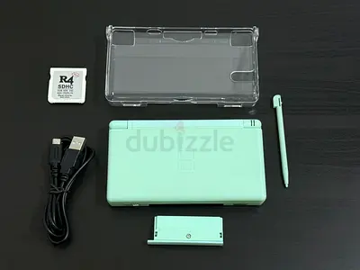 Nintendo ds lite full of games