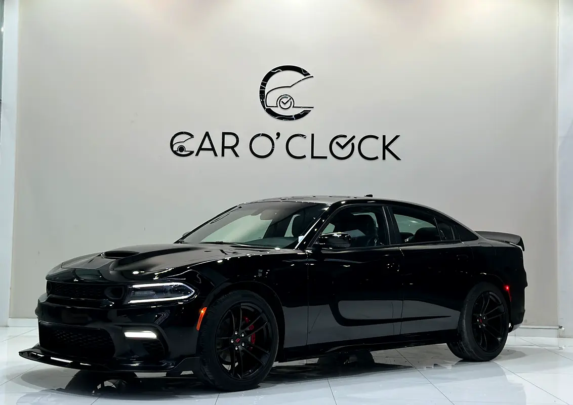 Dodge Charger 2023 — photo 1 of 13