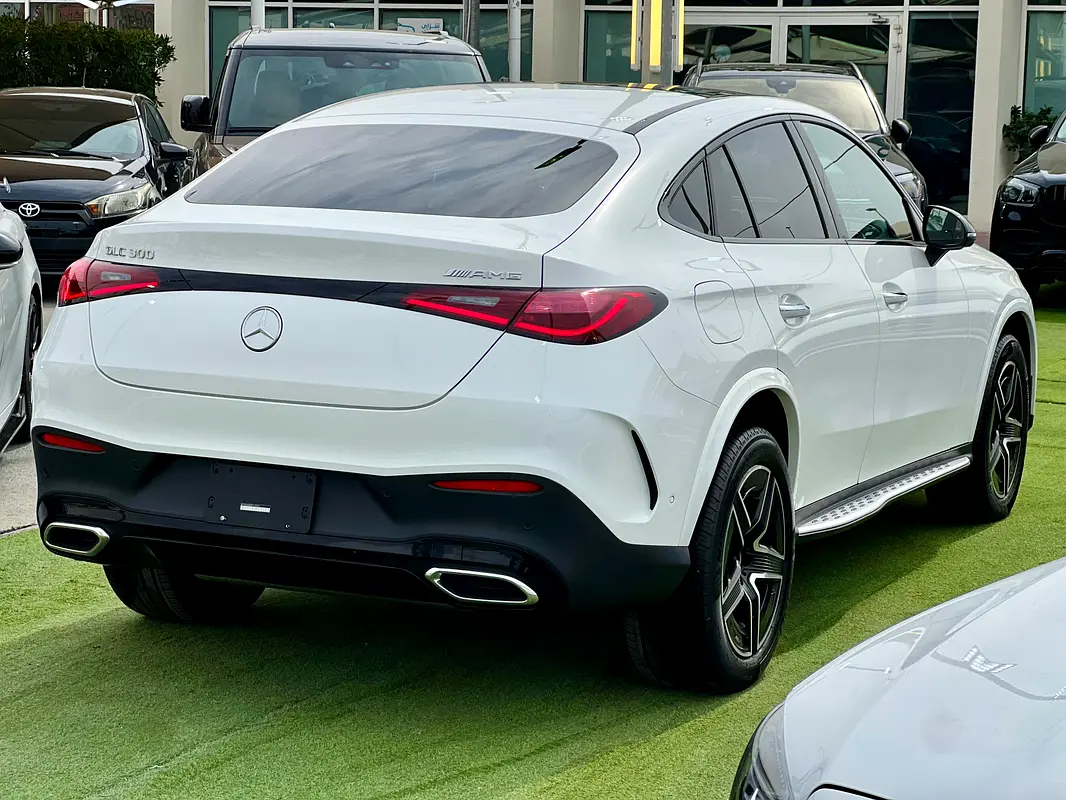 Mercedes-Benz GLC Coupe 2024 — photo 1 of 20