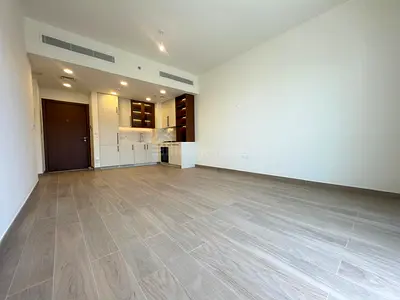WELL MAINTAINED 1BR | BOULEVARD VIEW | VACANT