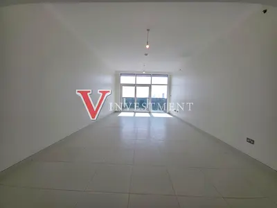 Spacious 2-Bd + Maids Room Beach Access