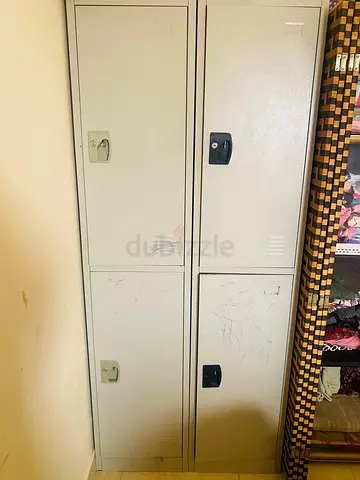 Moving out sale