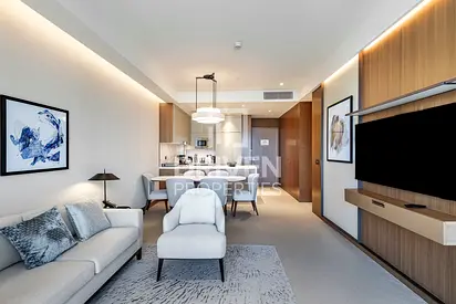Spacious Unit with Boulevard View | High floor