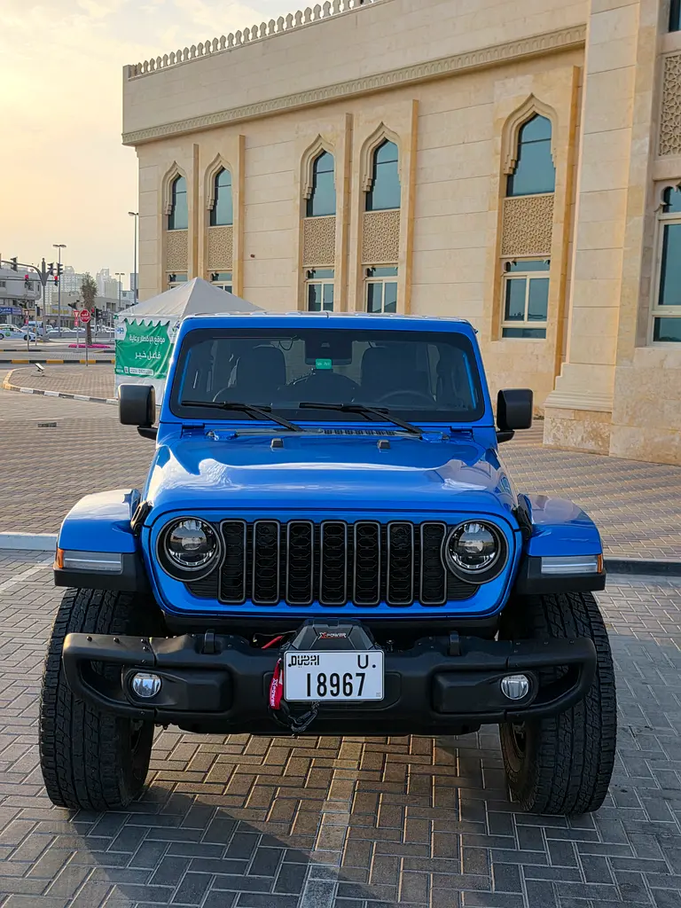 Jeep Wrangler Unlimited 2024 — photo 1 of 20