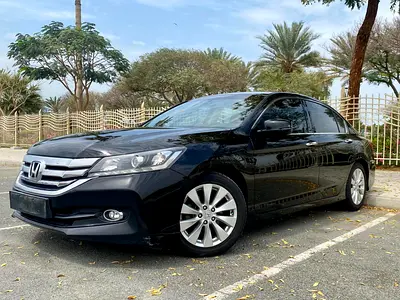 2015 HONDA ACCORD 2.4L FULL OPTION || GCC || ORIGINAL PAINT || FULL AGENCY SERVICE