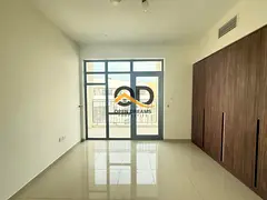 Spacious 1Bed Apartment with Balcony and Covered Parking