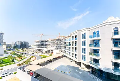 READY TO MOVE IN | ELEGANT STUDIO | PRIME LOCATION