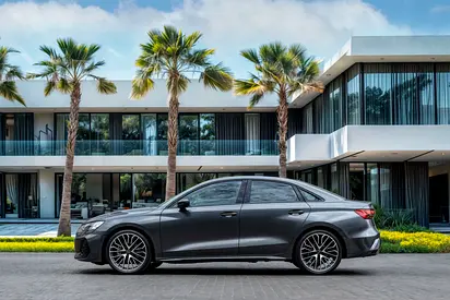 صورة مصغرة 2 لـ 2025 AUDI A3