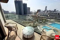 Spacious Smart Home | Corner Unit | Pool View Vot