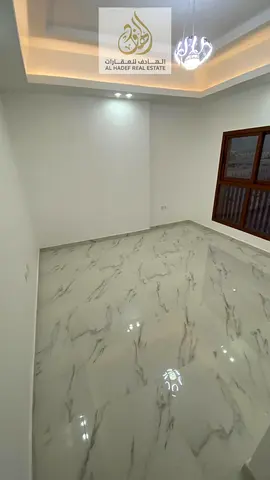 رصة مميزة للسكن في شقة جديدة بالكامل أول ساكن داخل بناية حديثة بتشطيبات راقية وتصميم عصري يوفر الراحة والهدوء للعائلات. تقع الشقة في موقع استراتيجي مم