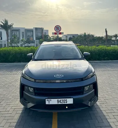 JAC JS6 | 2024 | GCC | UNDER WARRANTY AND SERVICE CONTRACT | LOW MILEAGE | 2 KEYS !!