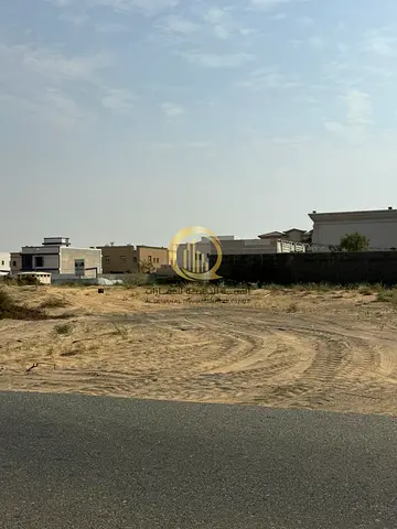 فرصة (175) استثمارية للبيع ارض سكنية للبيع منطقة الحوشي ضاحية البديع مساحة 10000 قدم