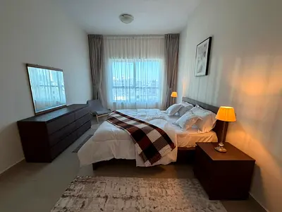 عيش رفاهية السكن على كورنيش عجمان بإطلالة بحرية رائعة! 🌊