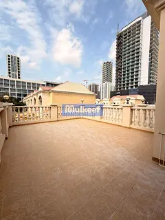 MODERN TOWNHOUSE | SPACIOUS TERRACE | FAMILY-FRIENDLY
