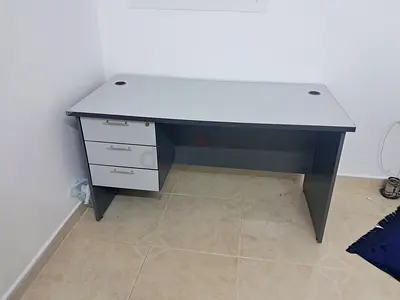 Modern Study Tabl/Computer Table with Drawers