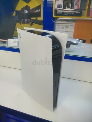 PlayStation 5 (PS5) Disk Version 825GB with One Controller