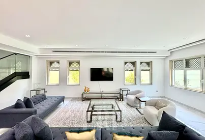 HIGH END | RENOVATED | DISTRICT 3 | VASTU