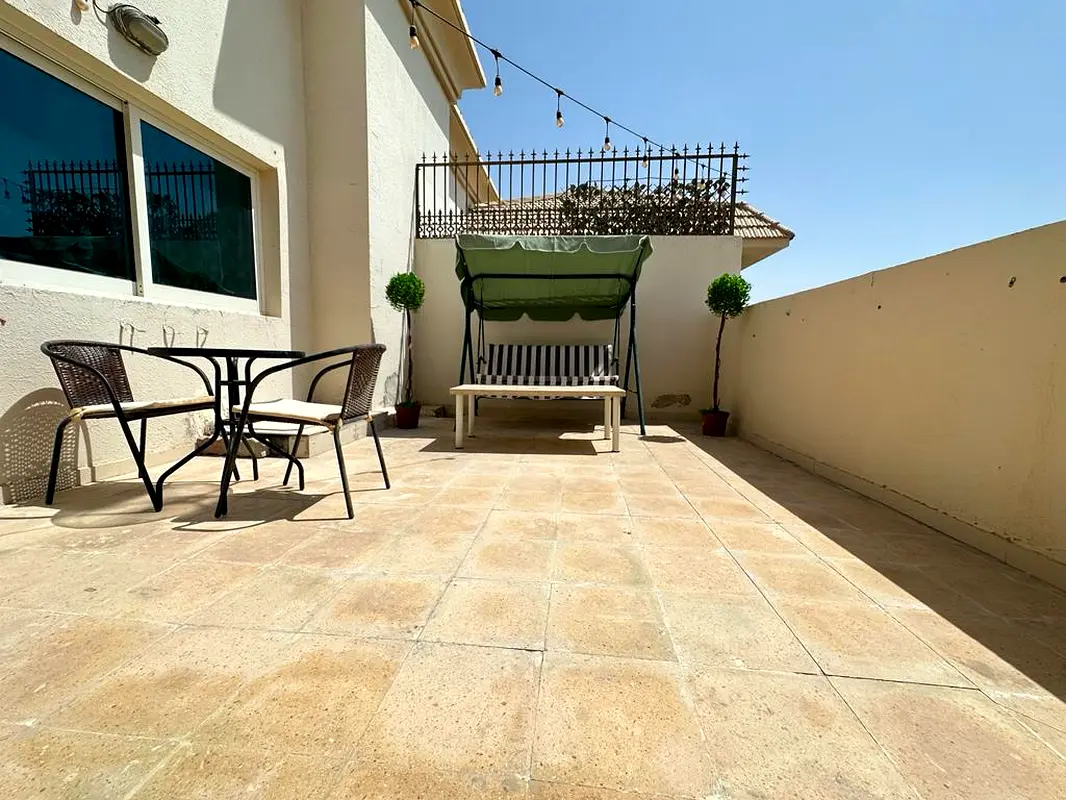 Luxury|1 BHK|Sep Kitchen H uge Room Big Sunlight Window And Private Garden On Prime Location In KCA