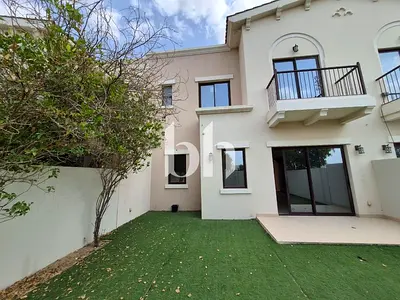 Single Row | Vacant | Family Community