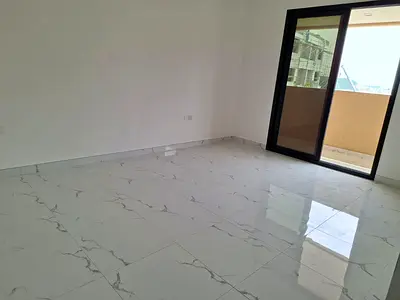 Lxury and brand new apartment with balcony prim location aljada out sid