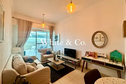 VACANT | FURNISHED UNIT | BALCONY