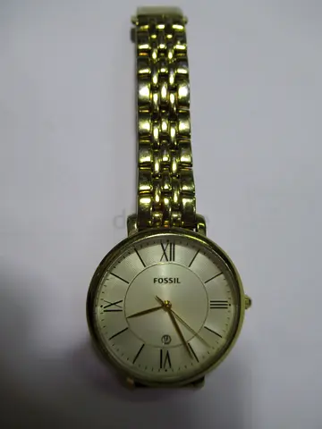 FOSSIL WATCH WITH DATE - NO OFFERS