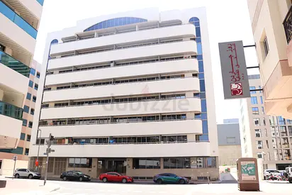 FAMILY PARTITION NEAR BURJUMAN CENTER