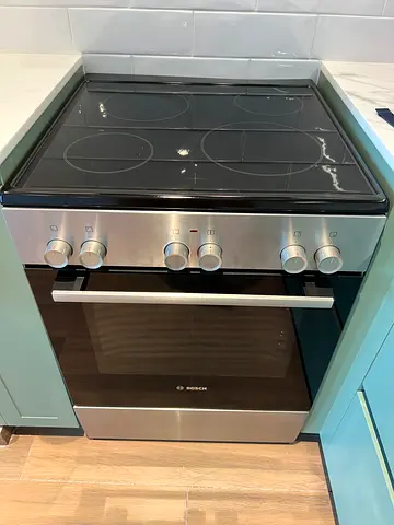 Bosch Serie|2 Freestanding 4-Zone Electric Cooker W/Oven, HKL060070M (85-86.5 x 60 x 60 cm)