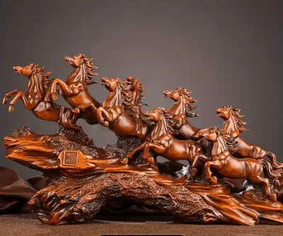 Elegant Horse Sculpture